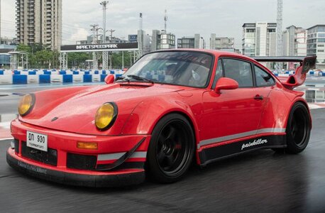  Porsche 911 (964) RWB bodykit (Solido 1:43)