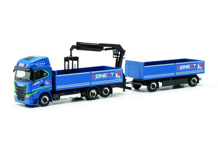 Reinert Logistic Iveco S-Way LNG planked bed with loading crane (Herpa 1:87)